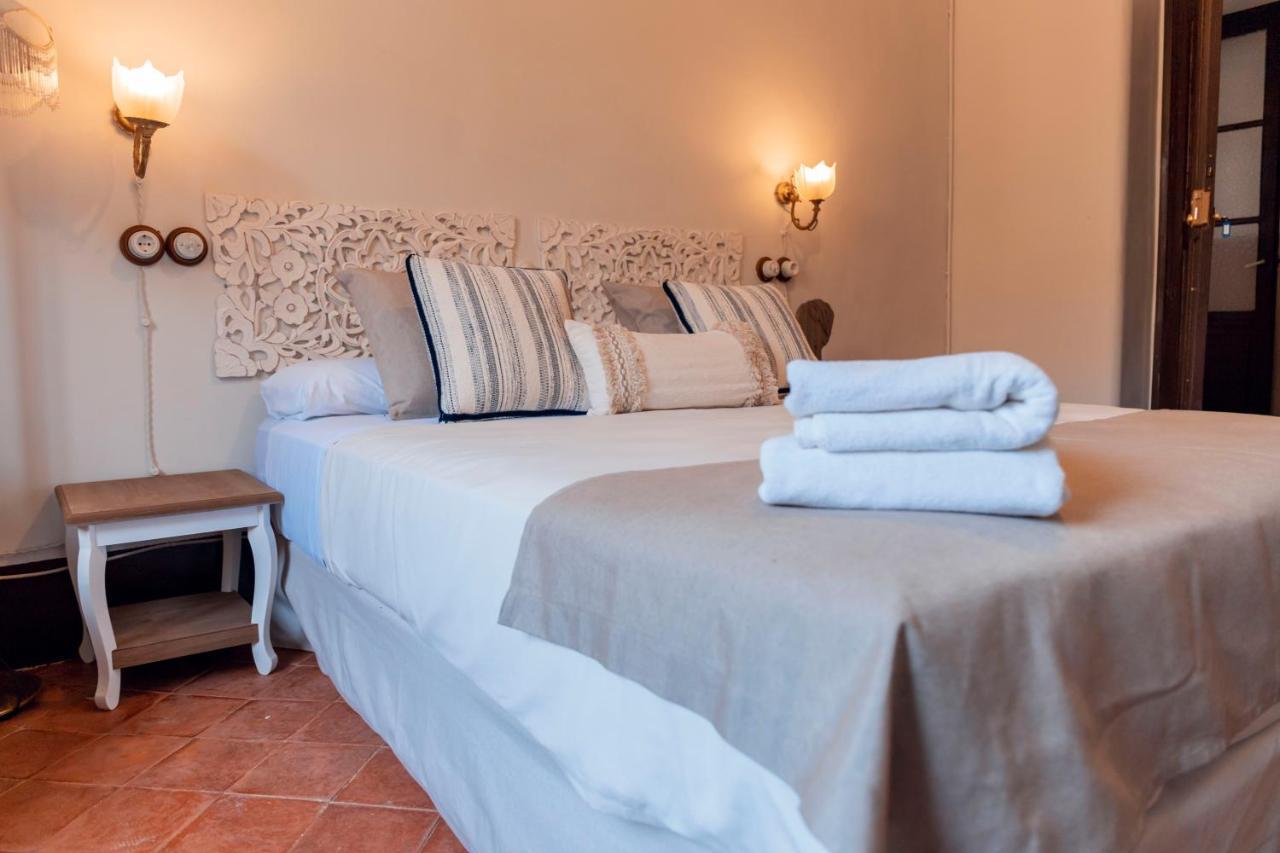 Castell Granadella Hotell L'Ampolla Exteriör bild