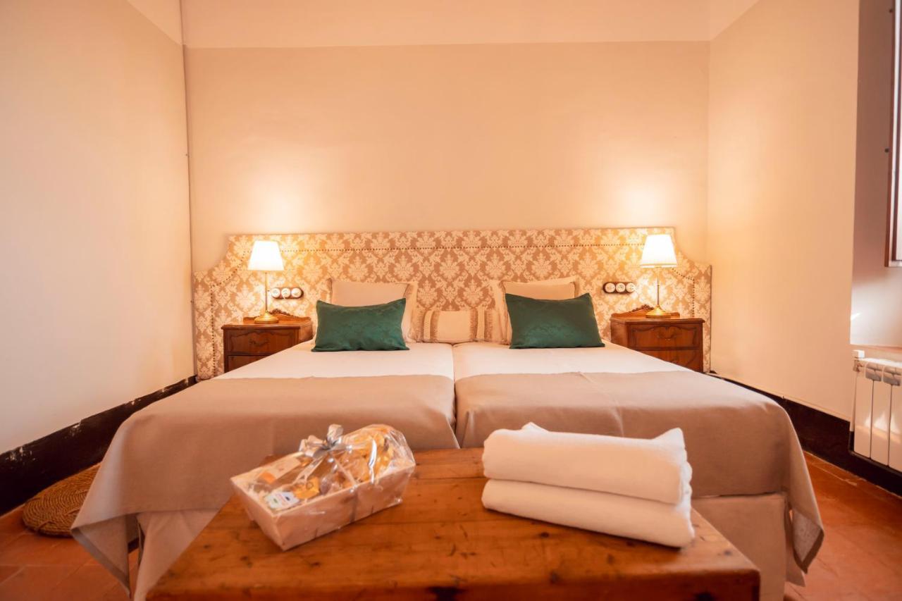Castell Granadella Hotell L'Ampolla Exteriör bild