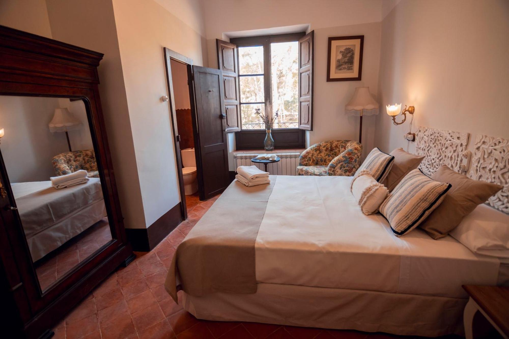 Castell Granadella Hotell L'Ampolla Exteriör bild