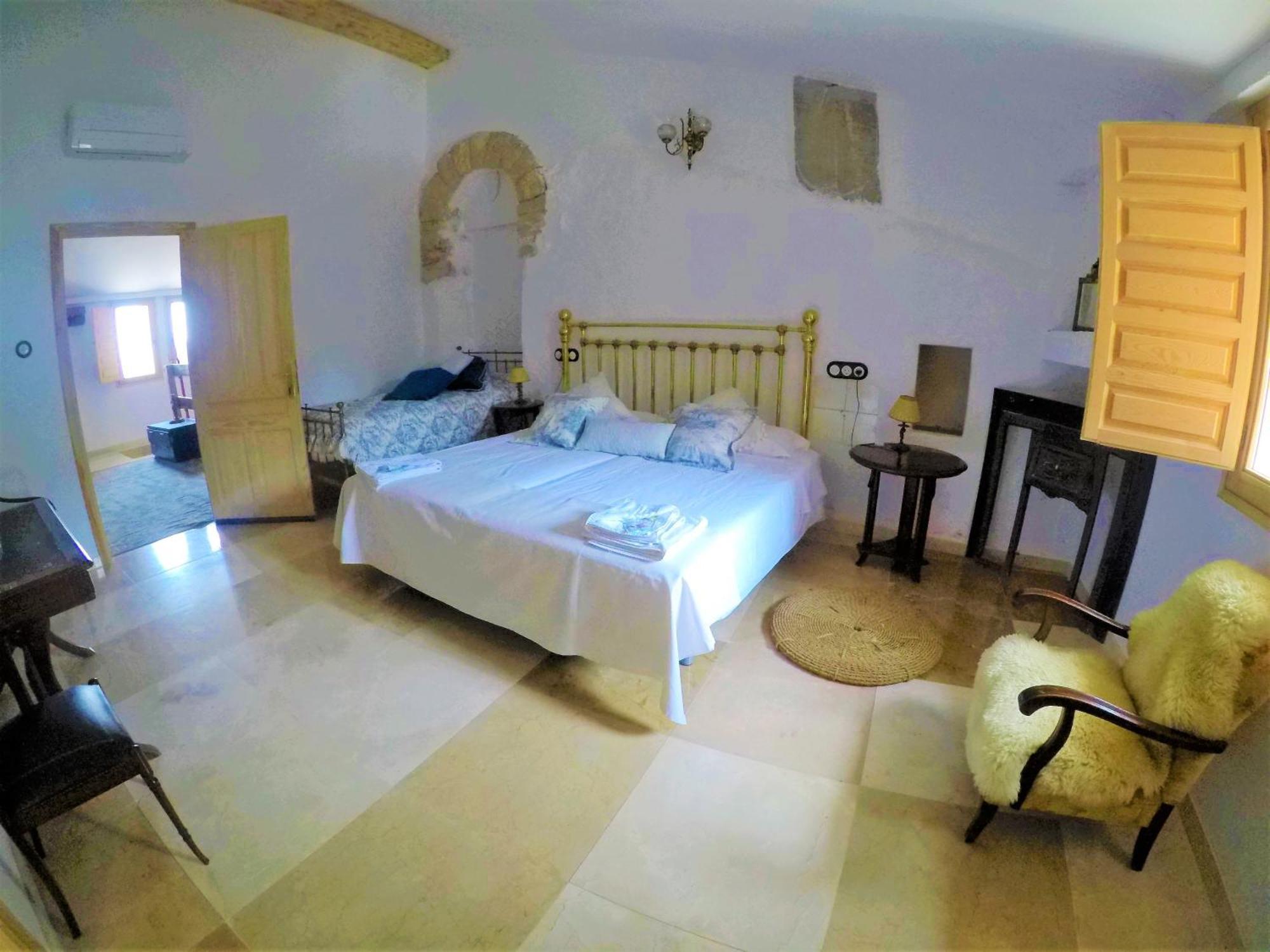 Castell Granadella Hotell L'Ampolla Exteriör bild